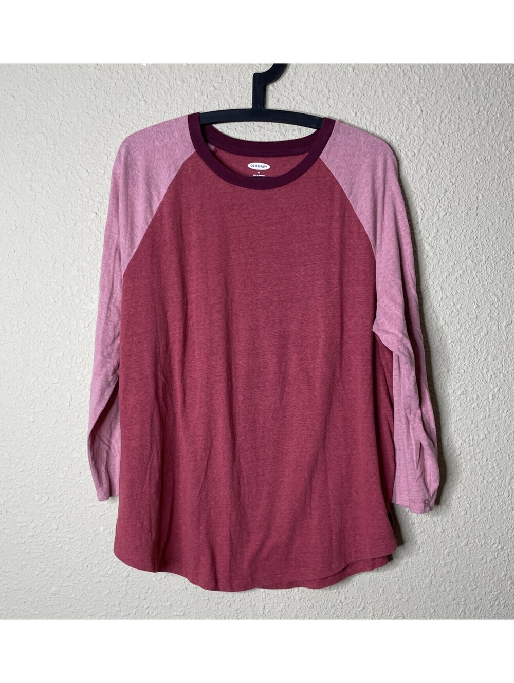 Old Navy Top Womens XL Red 3/4 Raglan Sleeve Crew Jersey Colorblock Tee Shirt